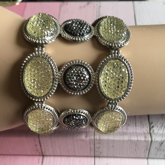 Stretch Fashion Bracelet - Picture 2 of 2